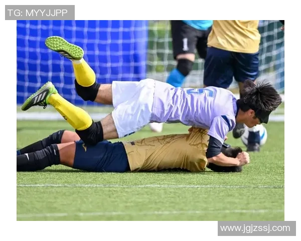 晨曦中的足球明星们展现风采与激情的精彩瞬间图片合集